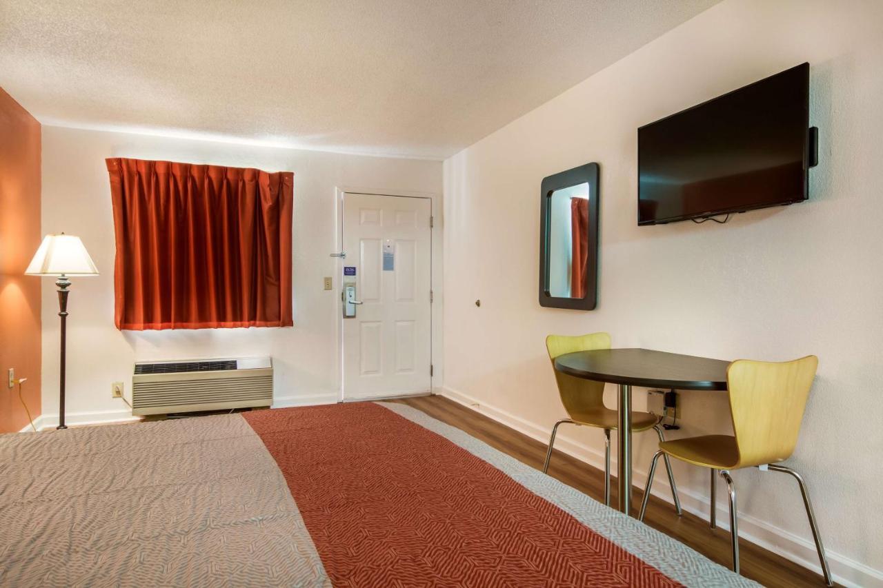 Motel 6-Warner Robins, Ga Zewnętrze zdjęcie